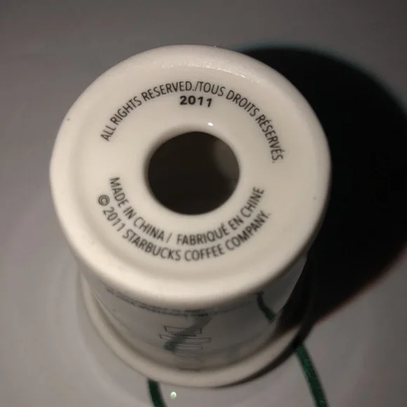 Starbucks Ornaments Lot-Starbucks Cups Ornaments 1971, 1992, 2011, 2011 Holiday - Picture 7 of 10